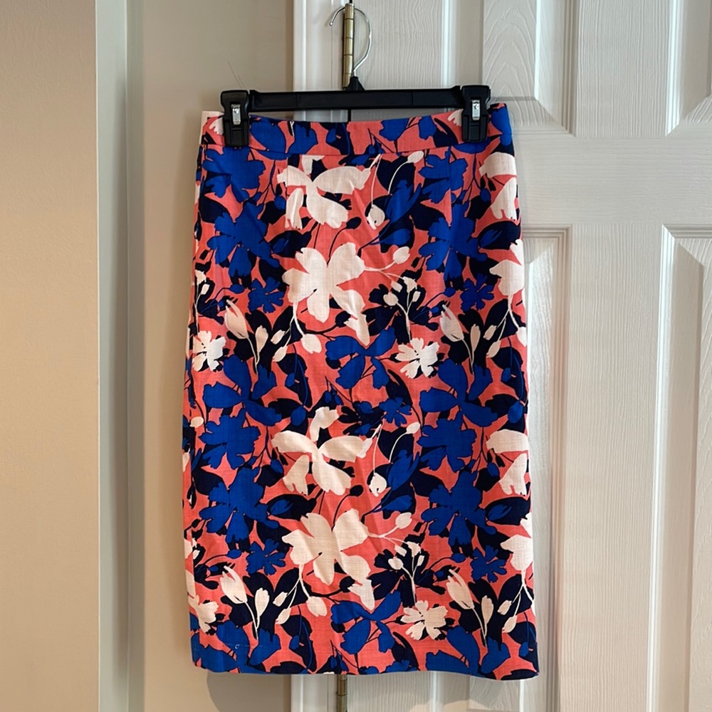 Halogen women’s size 2 linen floral pencil skirt